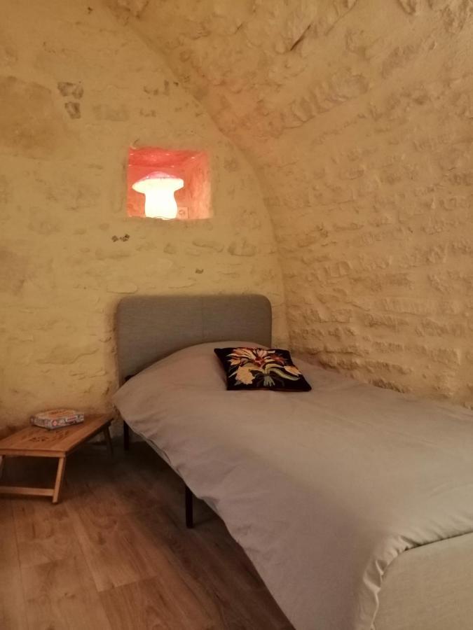 Le Refuge De La Sallee Gencay Экстерьер фото