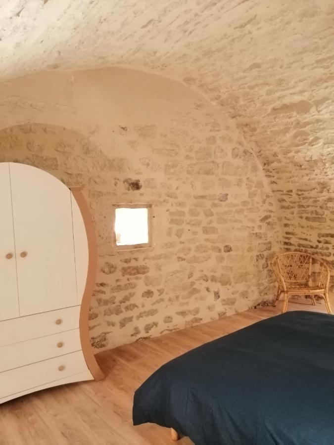 Le Refuge De La Sallee Gencay Экстерьер фото